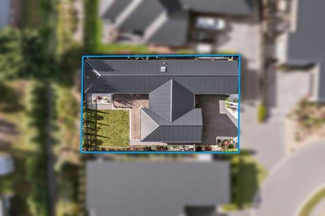 Photo of property in 27 Irvines Track, Halswell, Christchurch, 8025