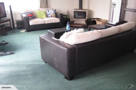 Photo of property in 1/116 Bradbury Road, Botany Downs, Auckland, 2010