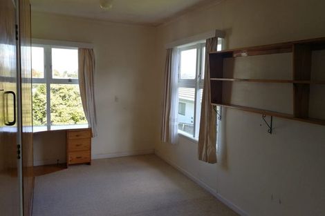 Photo of property in 25 Williamson Avenue, Belmont, Auckland, 0622