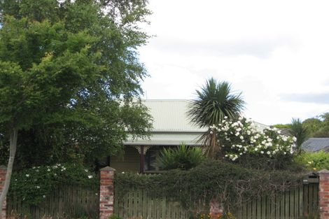 Photo of property in 150 North Avon Road, Richmond, Christchurch, 8013