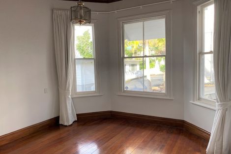 Photo of property in 31 Hatea Drive, Regent, Whangarei, 0112