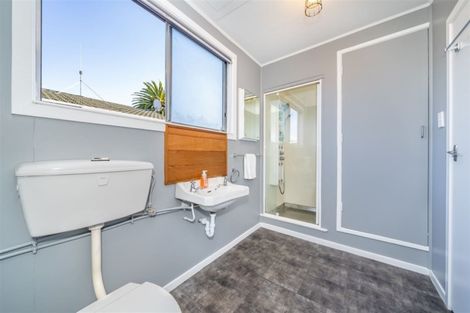 Photo of property in 35 Clouston Park Road, Clouston Park, Upper Hutt, 5018