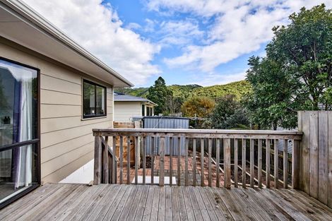 Photo of property in 2/11 Te Arawi Street, Takapuwahia, Porirua, 5022
