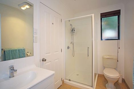 Photo of property in 11 George Arthur Place, Pukekohe, 2120