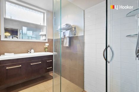 Photo of property in 158 Kenmure Road, Kenmure, Dunedin, 9011