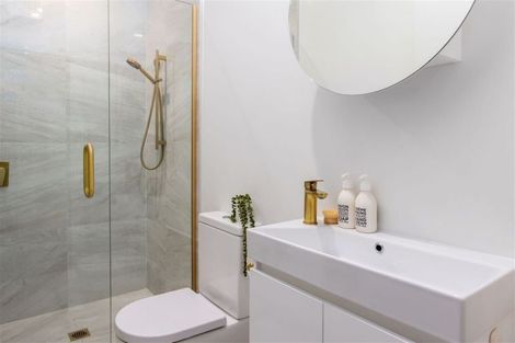 Photo of property in 89 Weston Road, St Albans, Christchurch, 8052