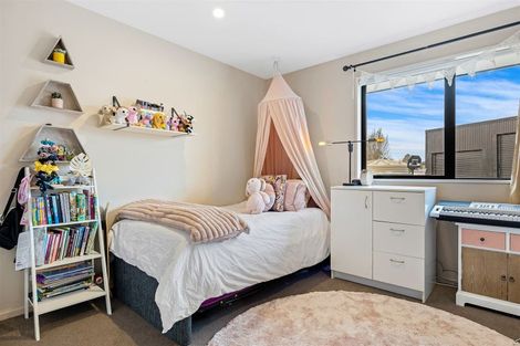 Photo of property in 32 Northside Drive, Waikuku, Rangiora, 7473