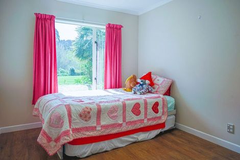 Photo of property in 20 Maui Pomare Road, Nikau Valley, Paraparaumu, 5032