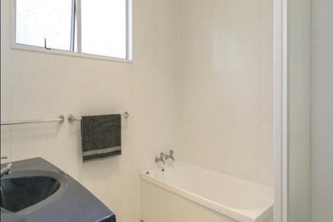 Photo of property in 14 Wembley Place, Richmond Heights, Taupo, 3330