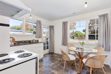 Photo of property in 1/400 Memorial Avenue, Burnside, Christchurch, 8053