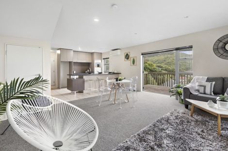 Photo of property in 13a Marjory Close, Broadmeadows, Wellington, 6035