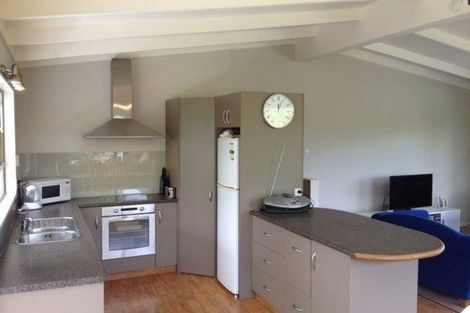 Photo of property in 30 Irwin Place, Kinloch, Taupo, 3377