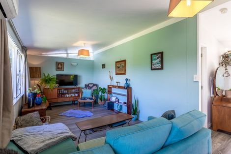 Photo of property in 91 Kauri Point Road, Laingholm, Auckland, 0604