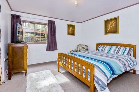 Photo of property in 12 Lilburn Crescent, Massey, Auckland, 0614