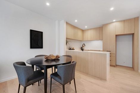 Photo of property in 34a Moore Street, Leamington, Cambridge, 3432