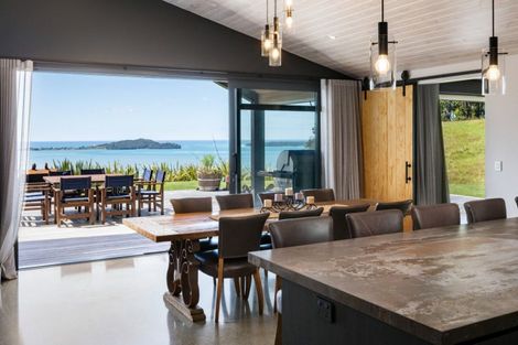 Photo of property in 1031b State Highway 2, Tanners Point, Katikati, 3177