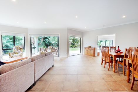 Photo of property in 22 Glamis Avenue, Manly, Whangaparaoa, 0930