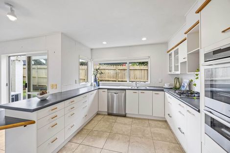 Photo of property in 26 Dannemora Drive, Dannemora, Auckland, 2016