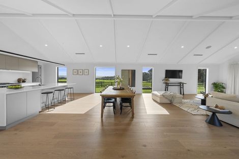 Photo of property in 58 Kidd Road, Waiuku, 2682