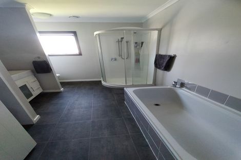 Photo of property in 15 Helena Street, Lumsden, 9730