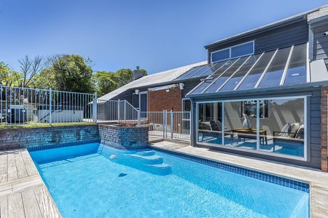 Photo of property in 170 Paremata Road, Paremata, Porirua, 5024