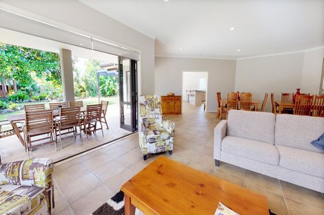 Photo of property in 22 Glamis Avenue, Manly, Whangaparaoa, 0930