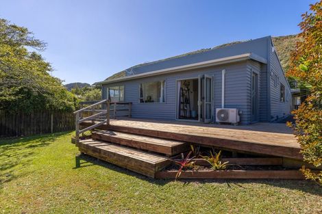 Photo of property in 85 Ruahine Street, Paraparaumu, 5032