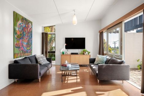 Photo of property in 25 Hillcrest Road, Hillcrest, Hamilton, 3216