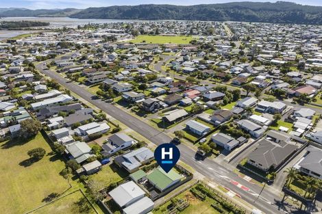 Photo of property in 126a Mayfair Avenue, Whangamata, 3620