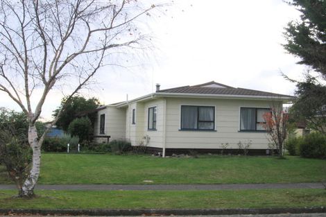 Photo of property in 24 Kanawa Street, Waikanae, 5036