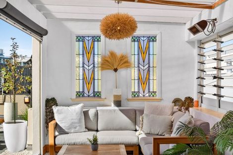 Photo of property in 153 Emerson Street, Napier South, Napier, 4110