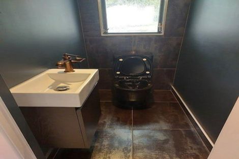 Photo of property in 5a Christchurch Crescent, Kelson, Lower Hutt, 5010