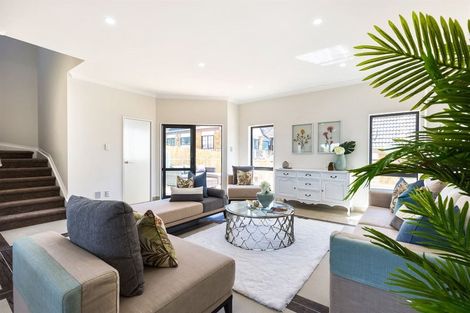 Photo of property in 4225a Great North Road, Glendene, Auckland, 0602