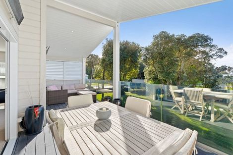 Photo of property in 1/21 Marie Avenue, Red Beach, 0932