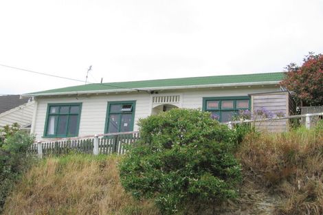 Photo of property in 10 Moffitt Street, Vogeltown, Wellington, 6021