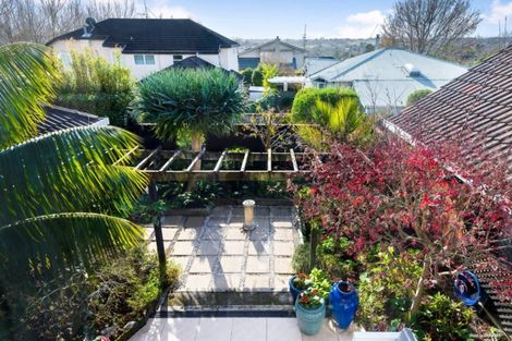 Photo of property in 2/11 Pukeora Avenue, Remuera, Auckland, 1050