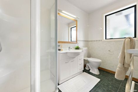 Photo of property in 63 Mt Lebanon Crescent, The Gardens, Auckland, 2105