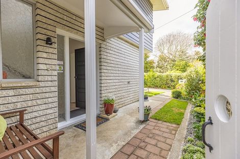 Photo of property in 48 Great North Road, Saint Johns Hill, Whanganui, 4500