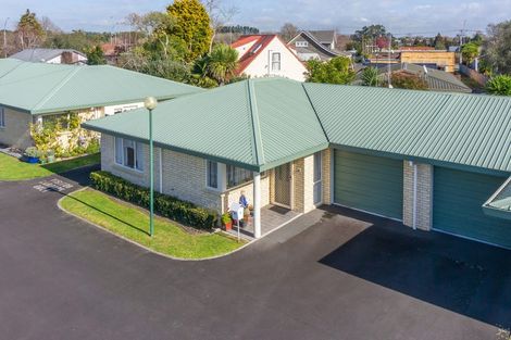 Photo of property in Cobham Close, 7/113 Cobham Drive, Hamilton East, Hamilton, 3216