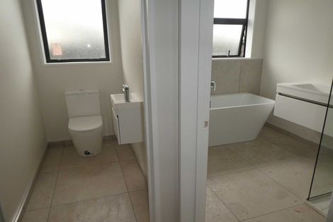 Photo of property in 12 Broadway Parade, Rolleston, 7615