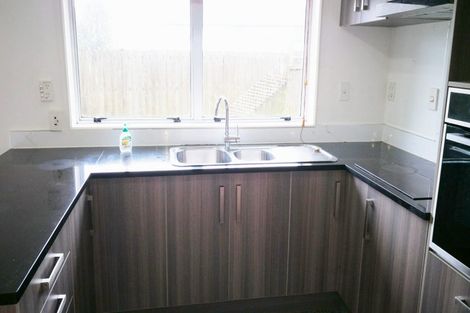 Photo of property in 2/20 Steeple Rise, Pakuranga, Auckland, 2010