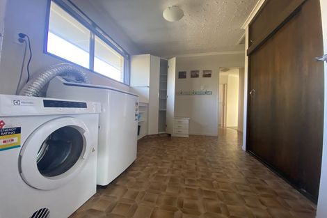 Photo of property in 8 Gibbs Place, Halswell, Christchurch, 8025