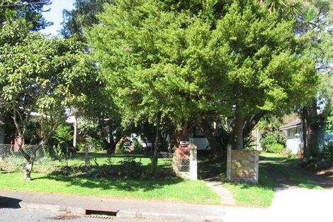 Photo of property in 6 Hamurana Place, Te Atatu Peninsula, Auckland, 0610