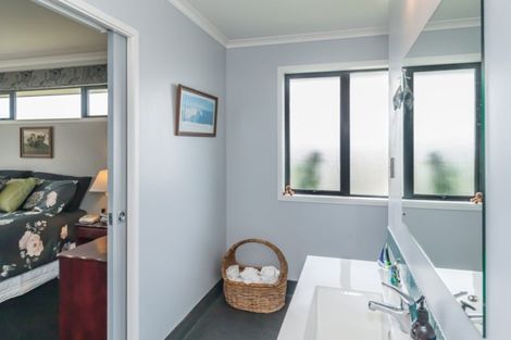 Photo of property in 7 Oxnam Place, Foxton Beach, Foxton, 4815