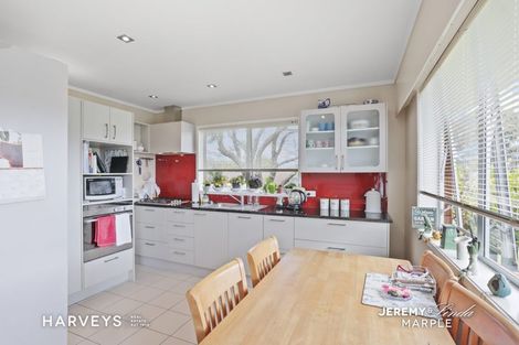 Photo of property in 28 Faith Bullock Place, New Lynn, Auckland, 0600
