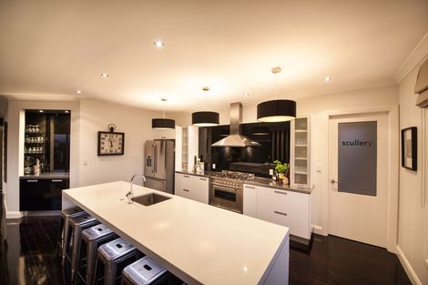 Photo of property in 85 Cashmere Drive, Fitzherbert, Palmerston North, 4410