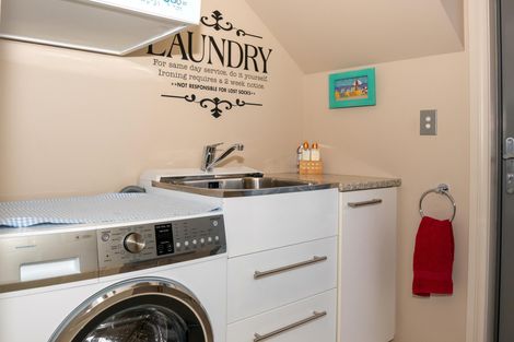 Photo of property in 32a Waihi Terrace, Geraldine, 7930