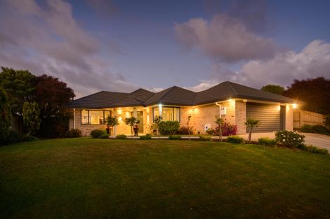 Photo of property in 147 Pacific Drive, Fitzherbert, Palmerston North, 4410