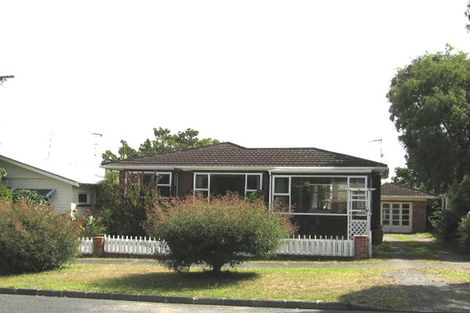 Photo of property in 13 Tui Glen Road, Birkenhead, Auckland, 0626