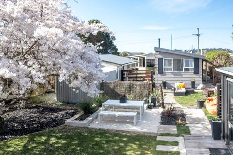 Photo of property in 47 Kings Avenue, Waikuku Beach, 7402